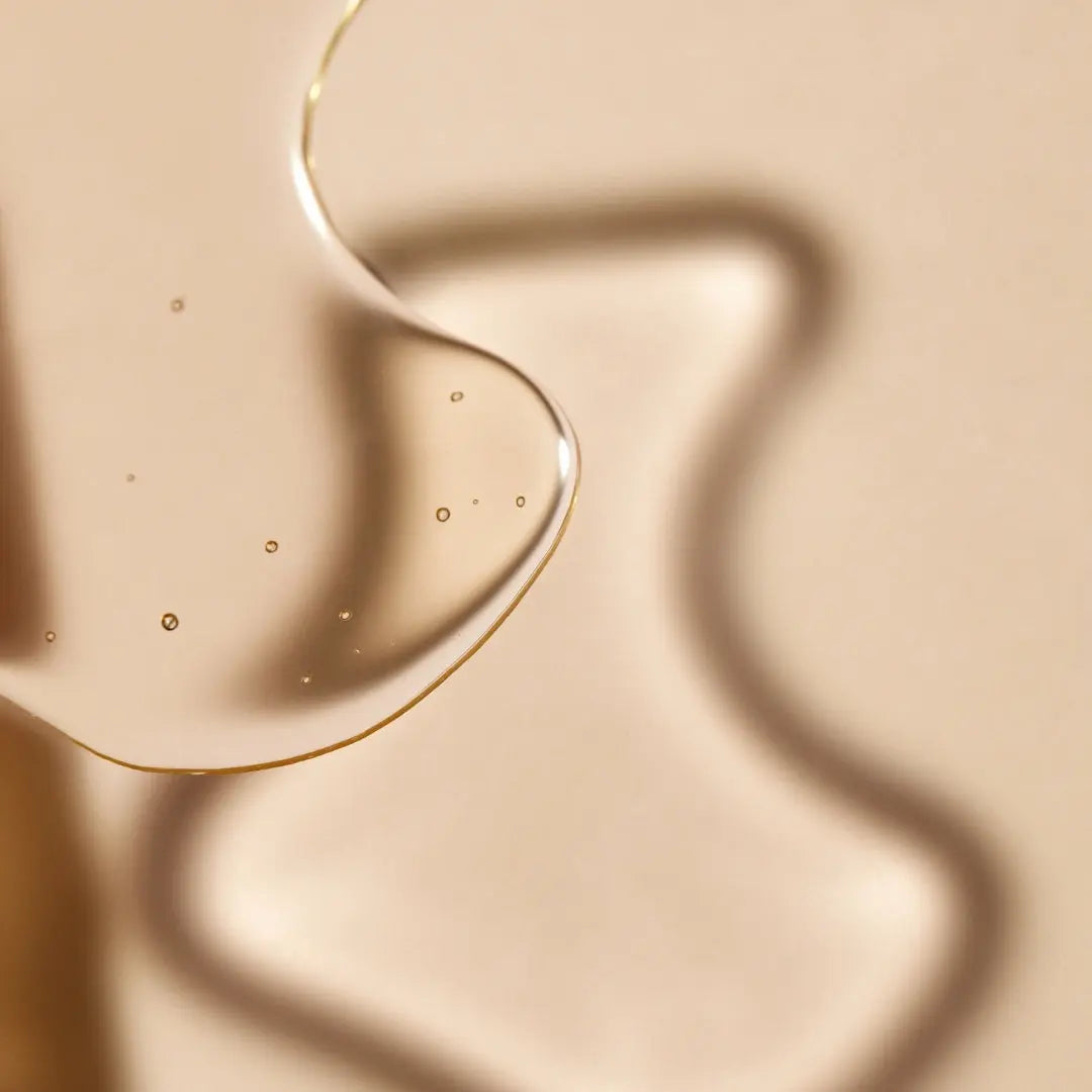 Light weight oil with Rosehip and Jojoba oils in Pod Organics Stretch Mark Oil.